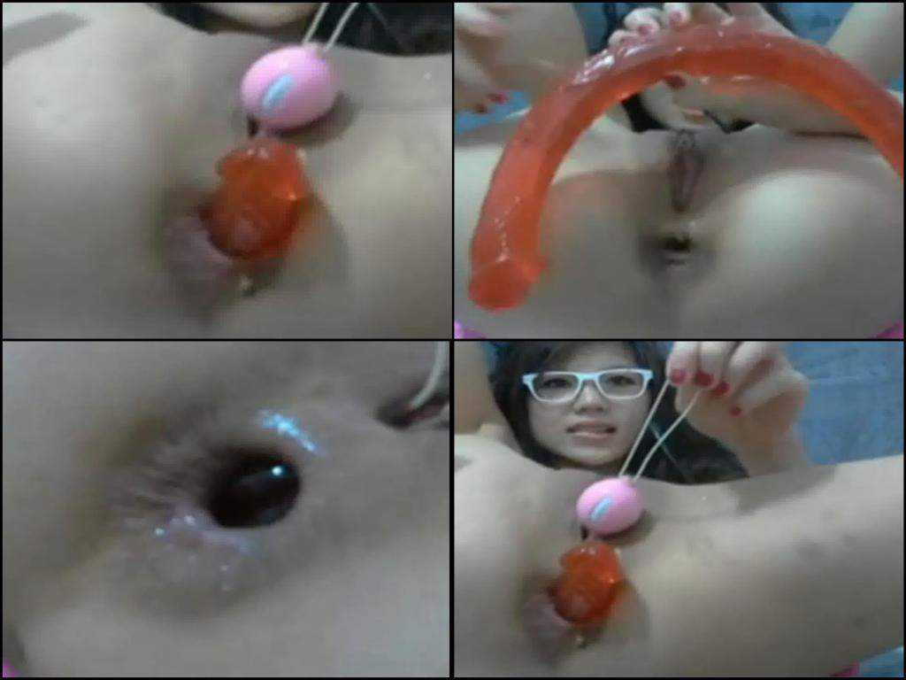 Asian webcam slut 22yo very very long dildo full anal