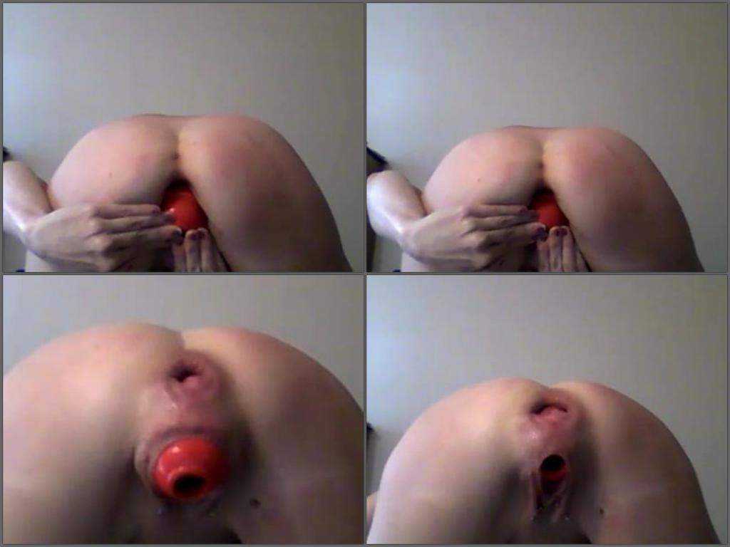 Dirty mature penetrated huge kong into loose cunt