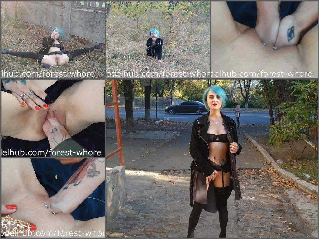 Fisting outdoor – Forest Whore again public flashing and gets double fisted  photo image