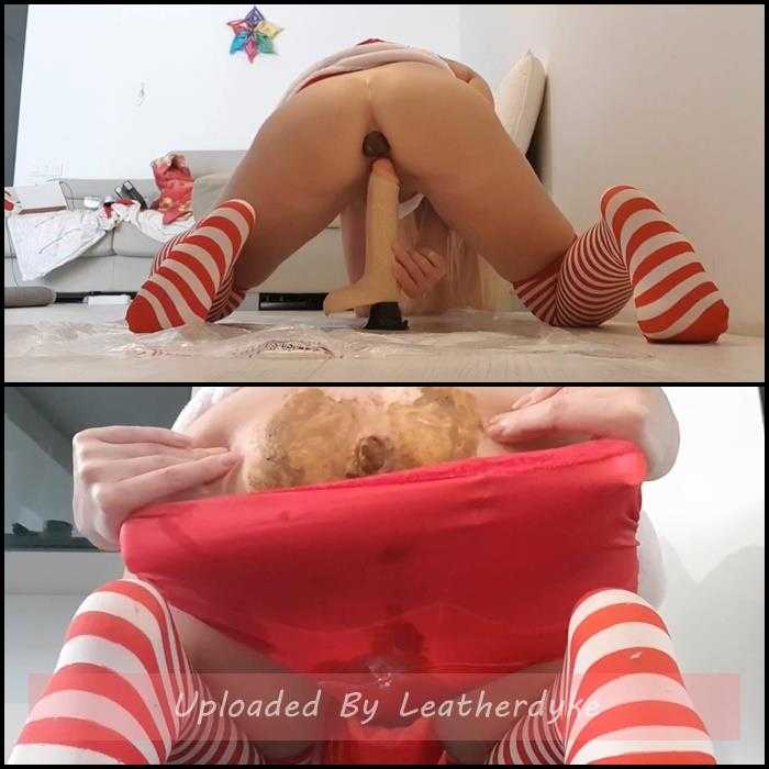 Xmas Cock Messy Punishment – Xmas Red Panties Gift with thefartbabes