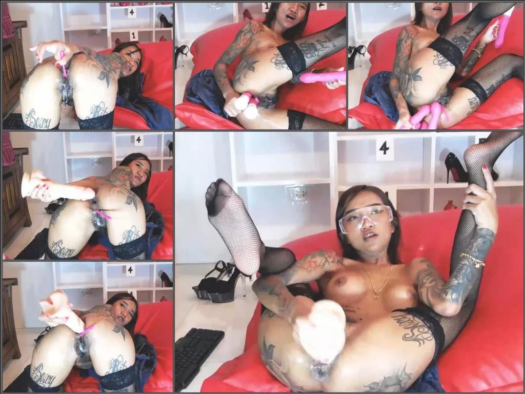 Huge dildo – Webcam pornstar Asianqueen93 vibrators play and dildo fuck too to squirt