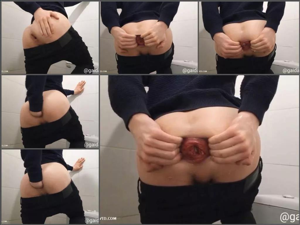 Public wc – Amateur crazy gay fisted his huge anal prolapse in public toilet