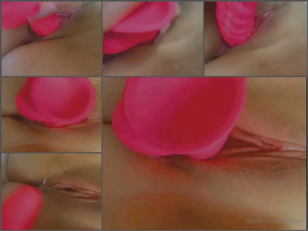 Close up – Sexy pornstar fmottrn with beautiful pink pussy self dildo sex