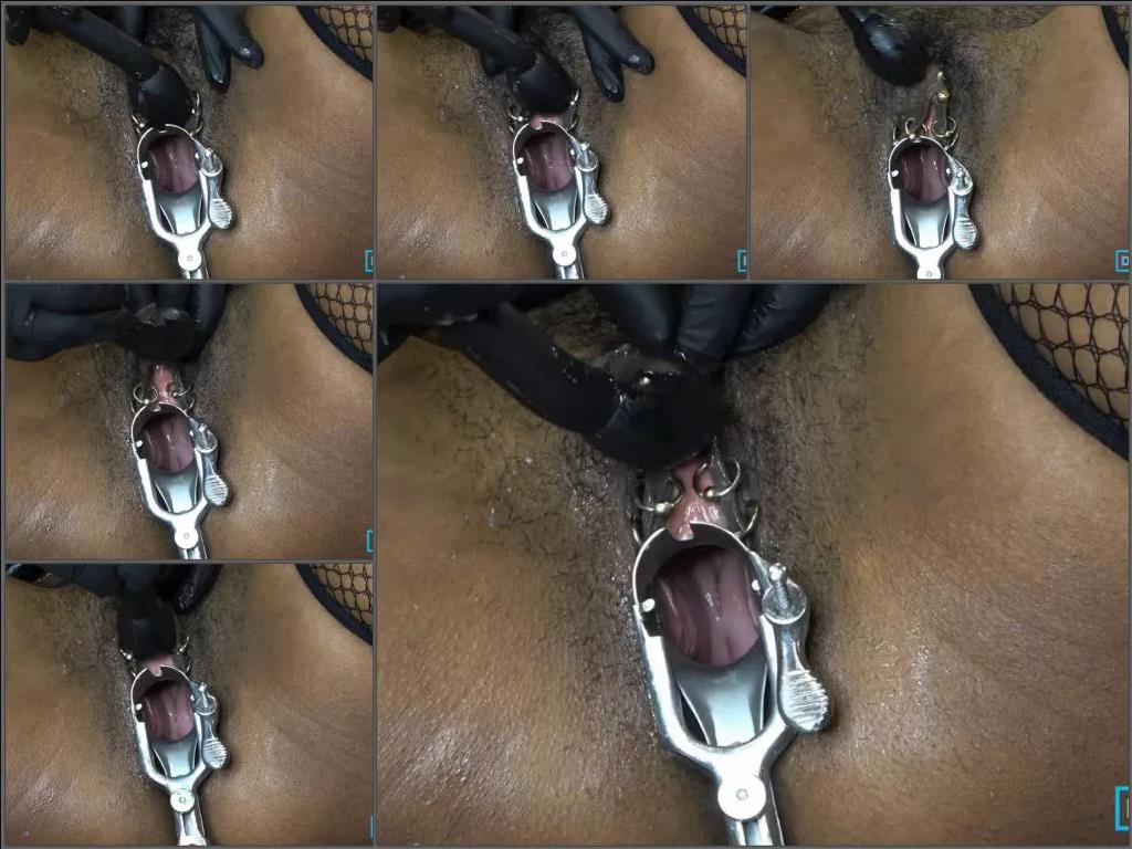Pussy piercing – Ebony girl Dark Dea self speculum vaginal examination sex