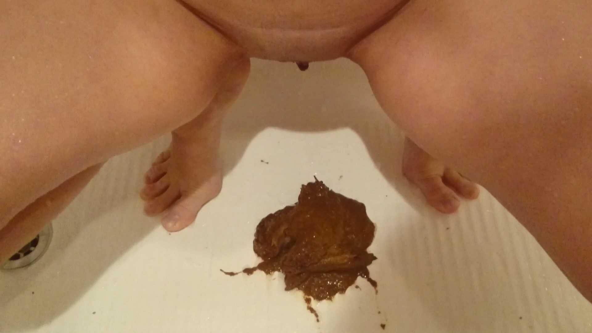 Sexy body is all covered with shit – Brown wife | Full HD 1080p | November 14, 2017